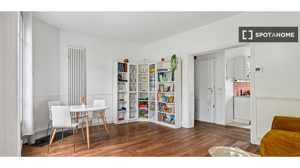 Apartment Paris, 2 beds, 69m² — photo 1
