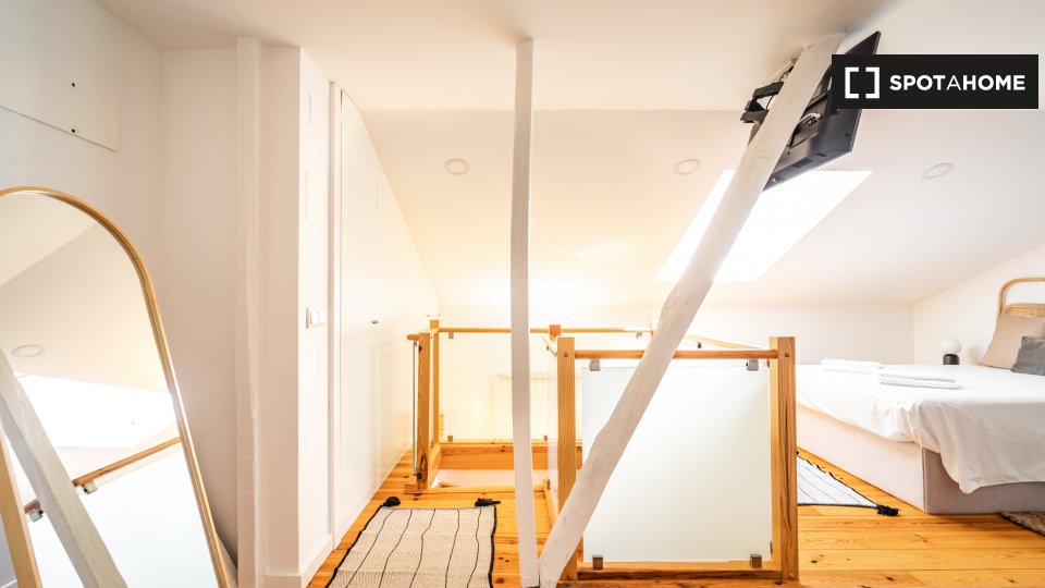 Apartment Lisbon, 3 beds — photo 15