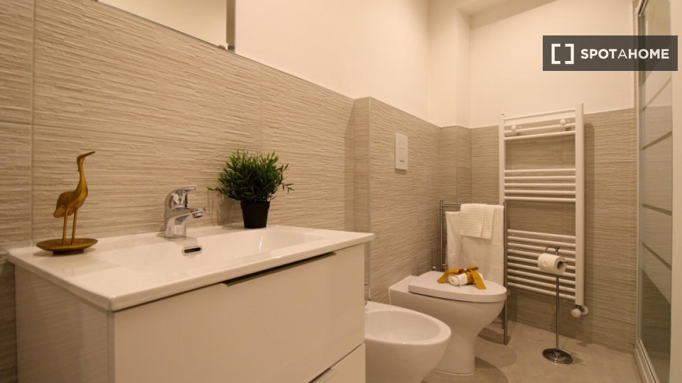 Double room Bologna, 7 beds — photo 44