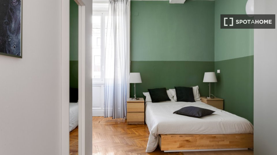 Double room Milan, 14 beds, 369m² — photo 2