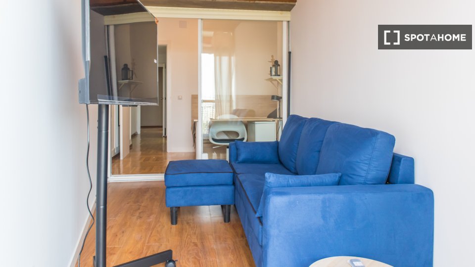 Double room Madrid, 9 beds — photo 16