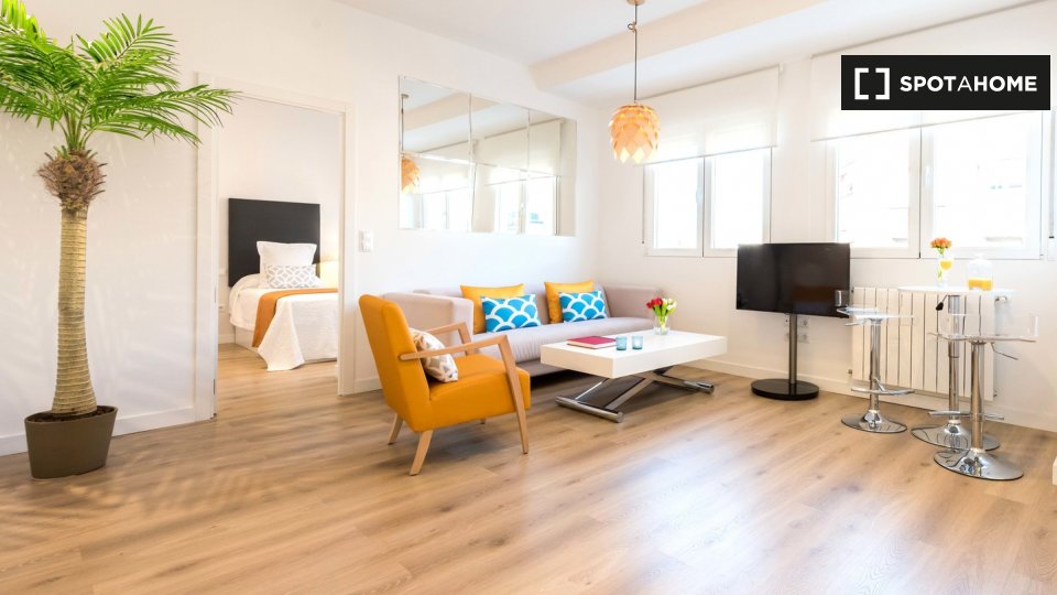 Apartment Madrid, 3 beds, 85m² — photo 1