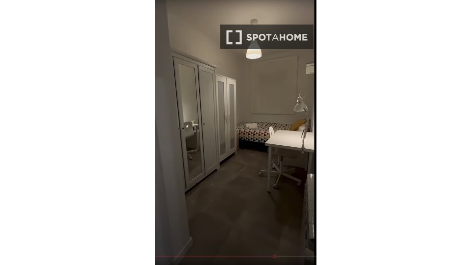Double room Madrid, 4 beds, 77m² — photo 21