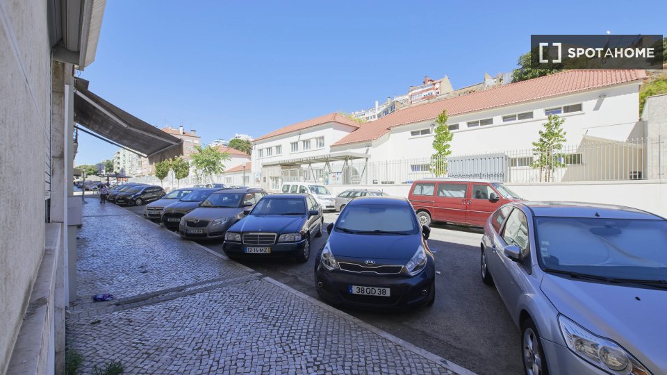 Double room Lisbon, 4 beds — photo 4