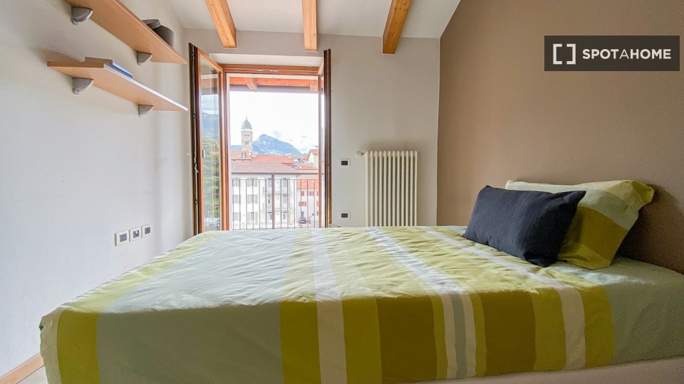 Double room Trento, 3 beds — photo 4