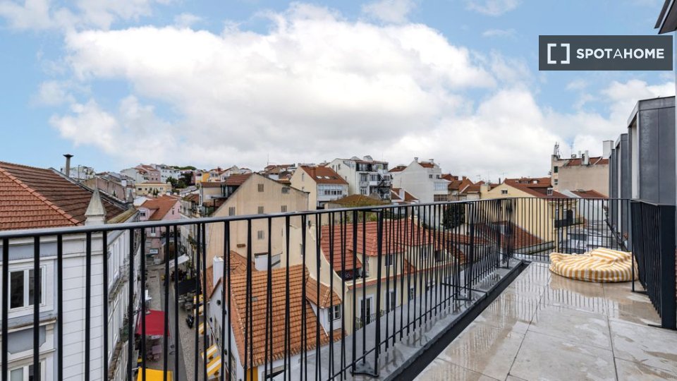 Apartment Lisbon, 1 bed — photo 16