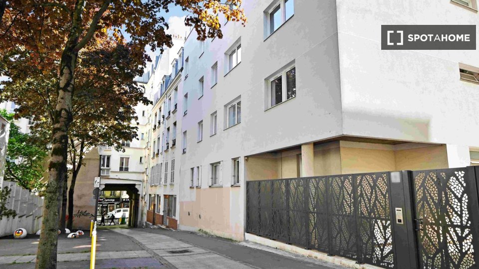 Double room Paris, 6 beds — photo 2