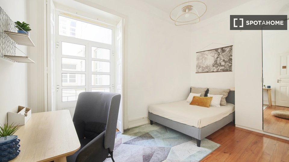 Double room Lisbon, 7 beds — photo 10