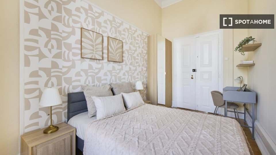 Double room Lisbon, 8 beds — photo 3