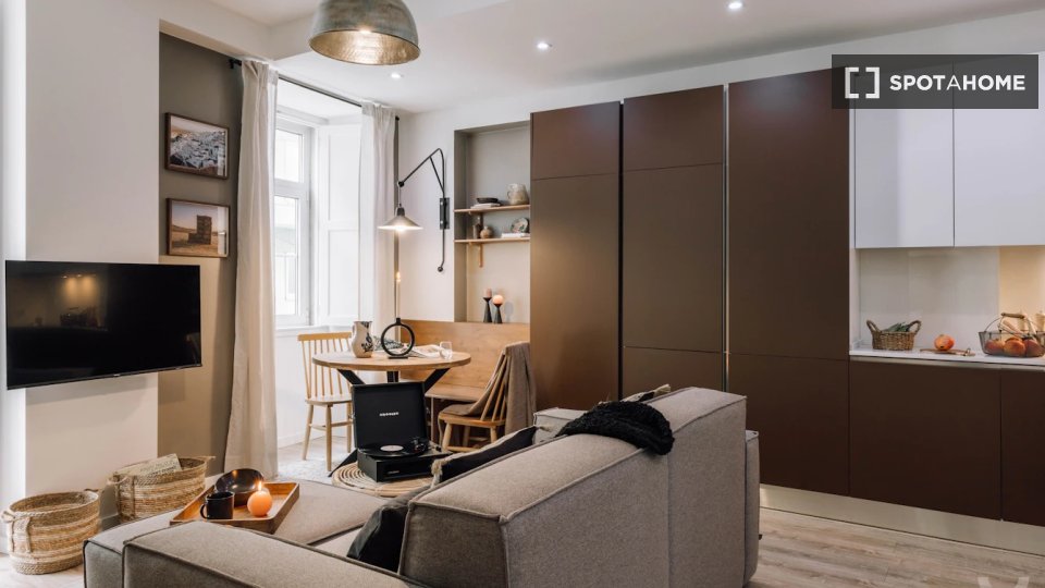 Apartment Lisbon, 1 bed, 49m² — photo 14