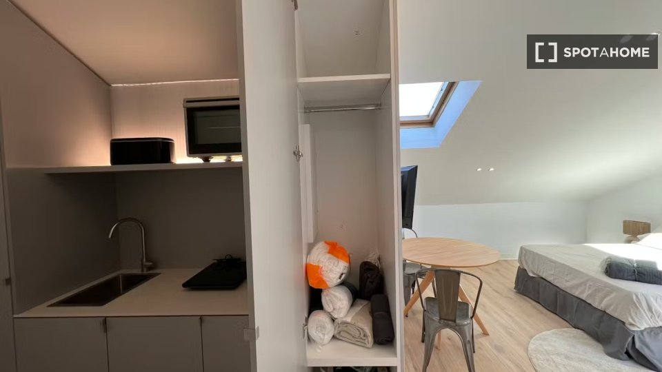 Apartment mono Madrid, 20m² — photo 4