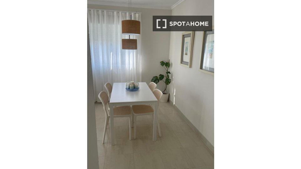 Apartment Valencia, 3 beds — photo 18