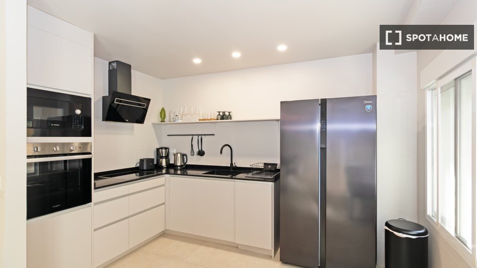 Apartment Valencia, 3 beds, 105m² — photo 4