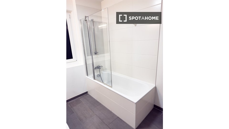 Apartment Berlin, 3 beds, 98m² — photo 13
