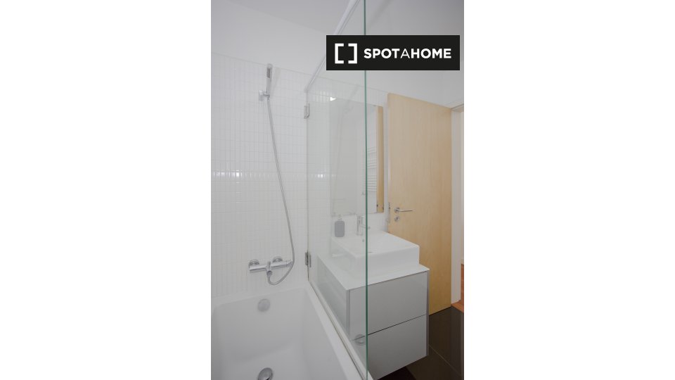 Apartment Porto, 2 beds, 100m² — photo 19