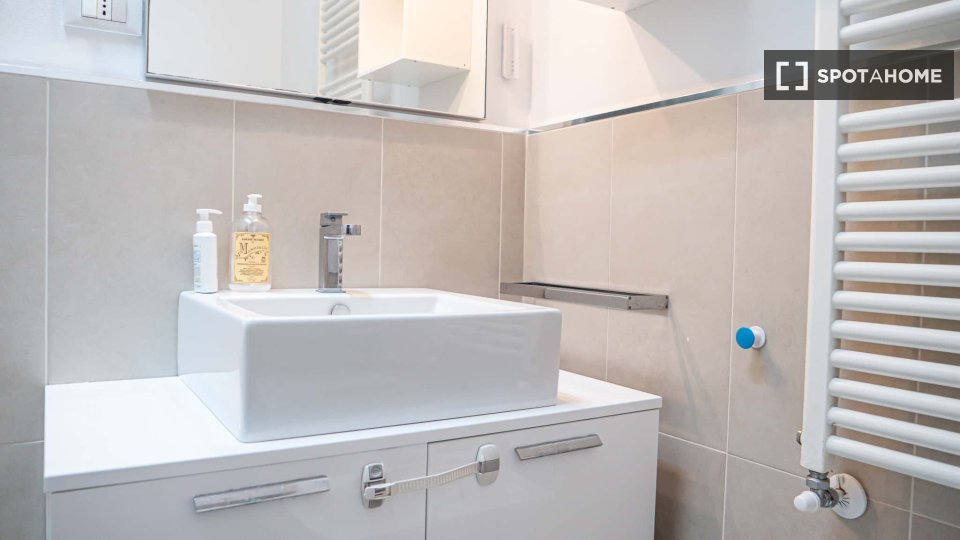 Apartment Milan, 1 bed, 110m² — photo 5