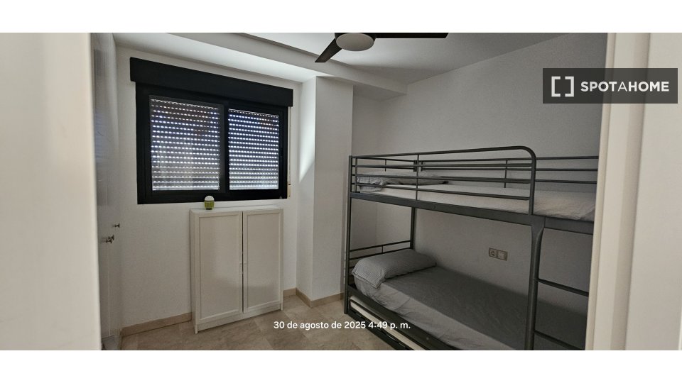 Apartment Valencia, 2 beds, 70m² — photo 8