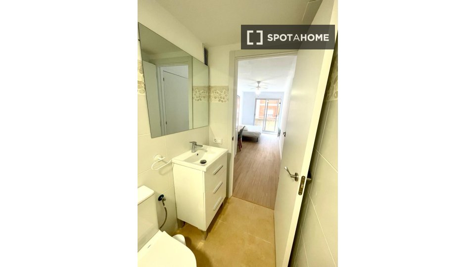 Chambre double Valence, 5 chambres — photo 8
