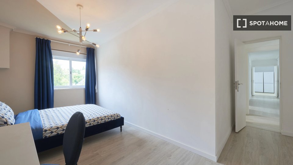 Double room Lisbon, 11 beds — photo 12
