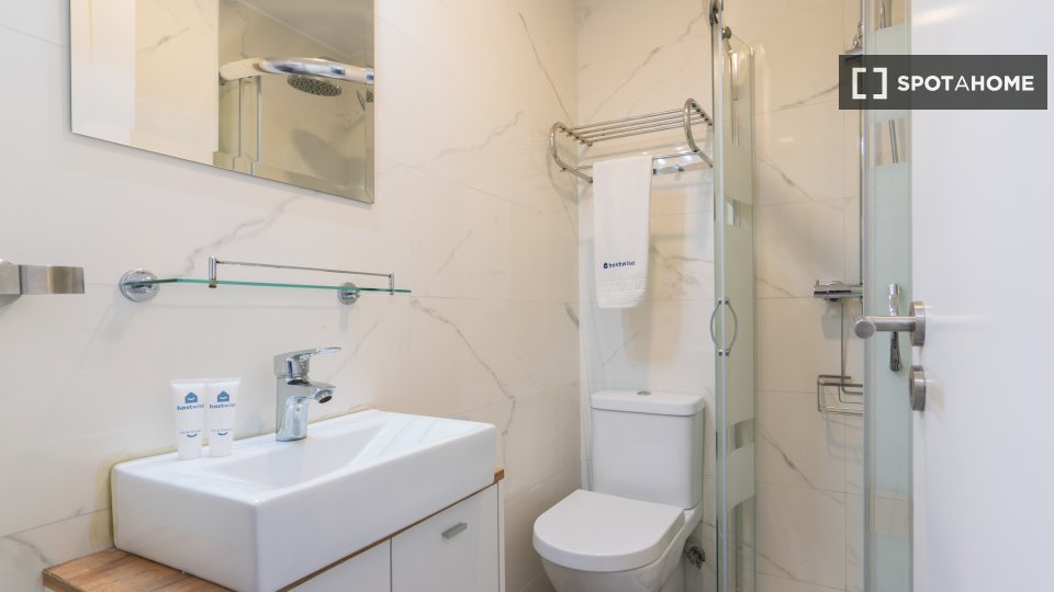 Apartment Porto, 4 beds, 120m² — photo 15