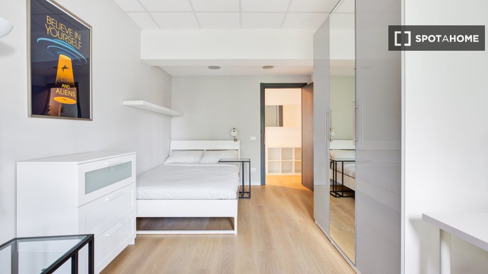 Double room Milan, 8 beds, 178m² — photo 18
