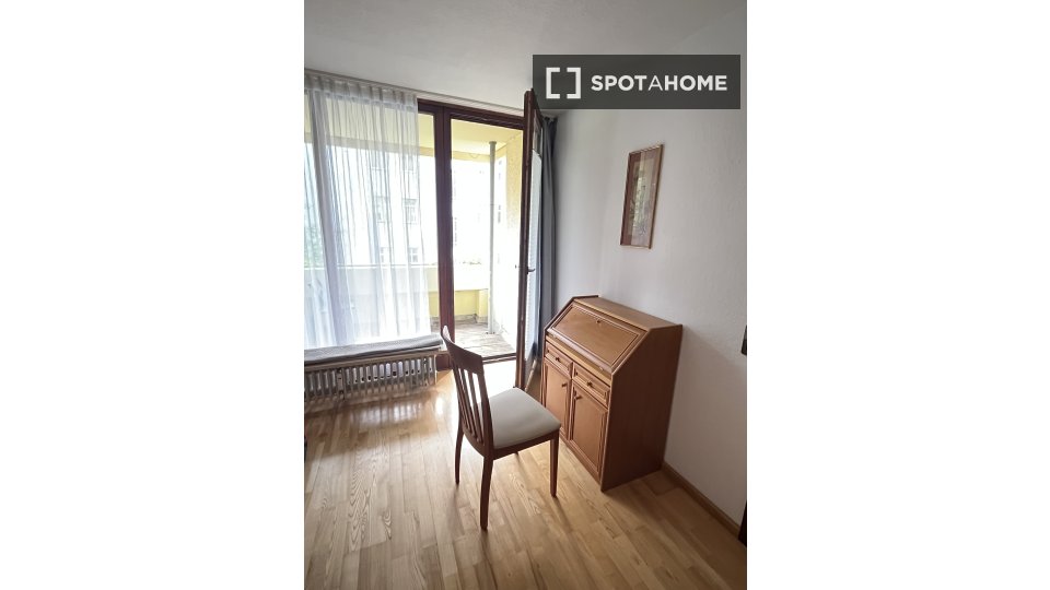 Apartment Berlin, 1 bed, 57m² — photo 11