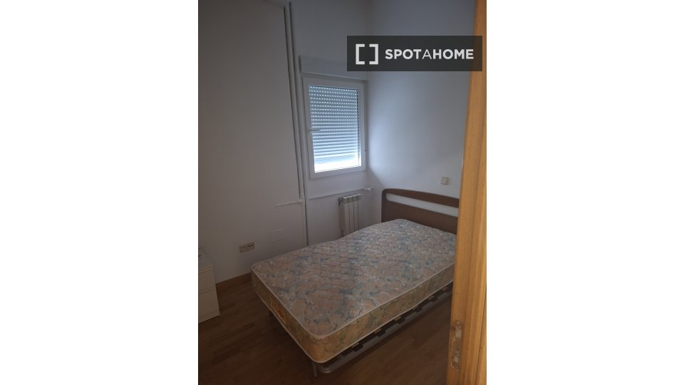 Double room Madrid, 1 bed, 100m² — photo 2