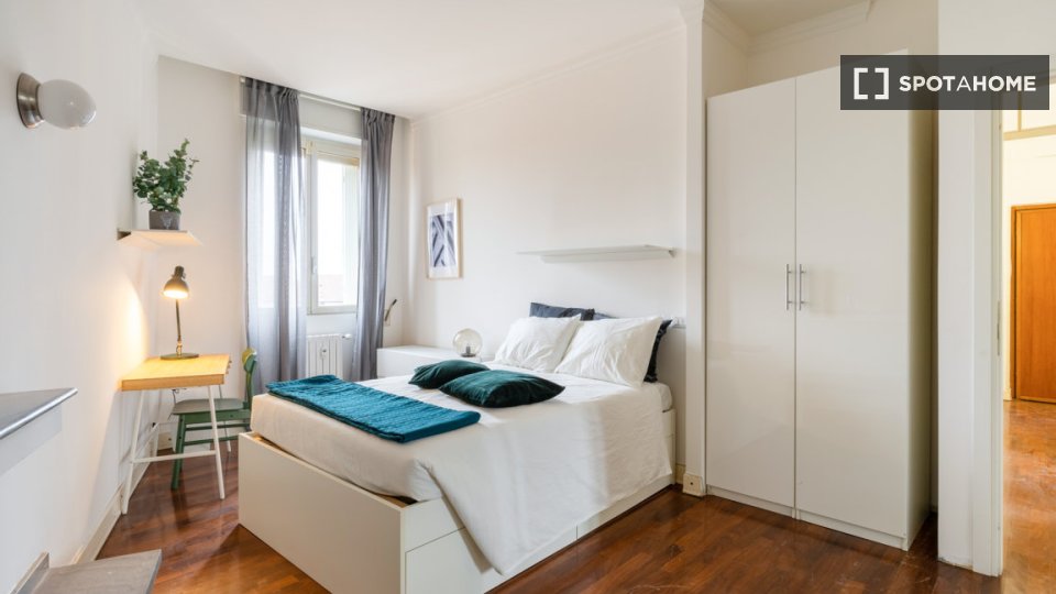 Double room Milan, 5 beds — photo 8
