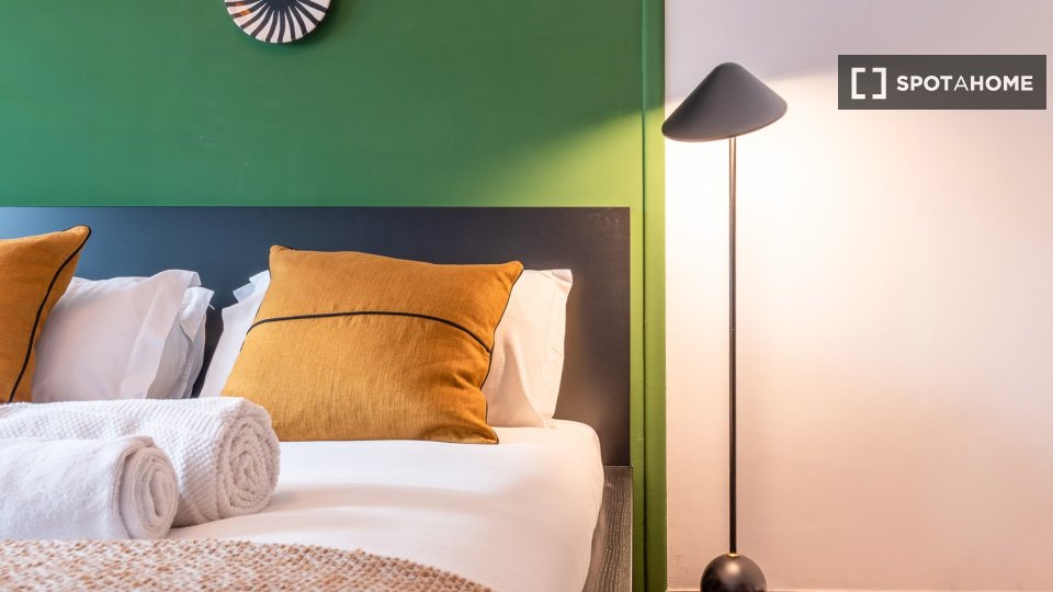 Double room Lisbon, 7 beds — photo 40