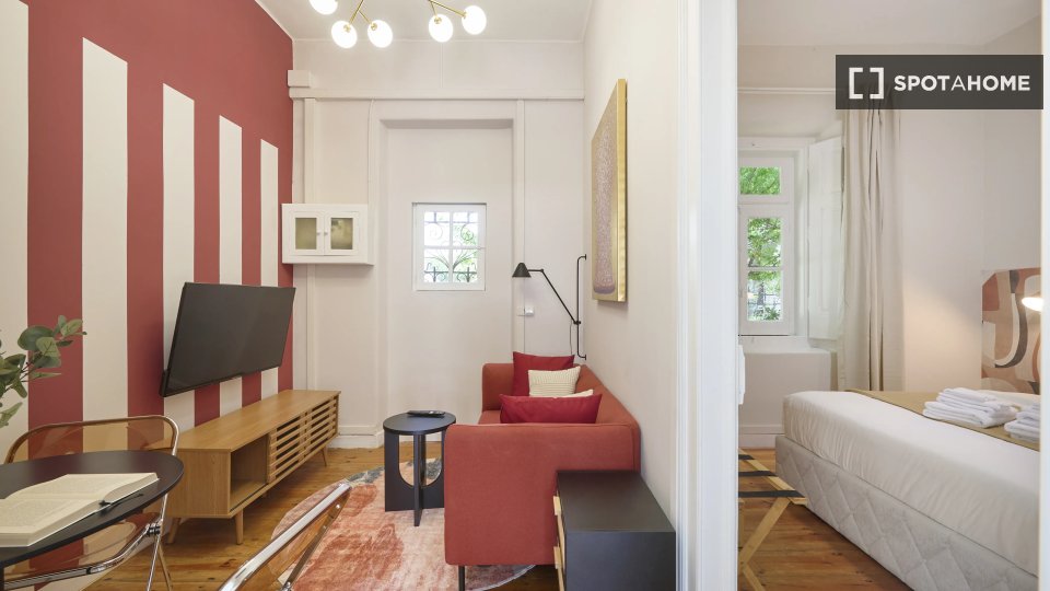Apartment Lisbon, 1 bed — photo 9