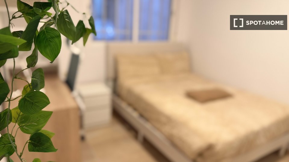 Double room Valencia, 6 beds — photo 1