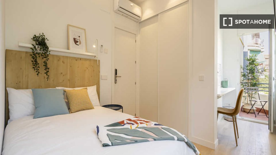 Double room Madrid, 4 beds — photo 36