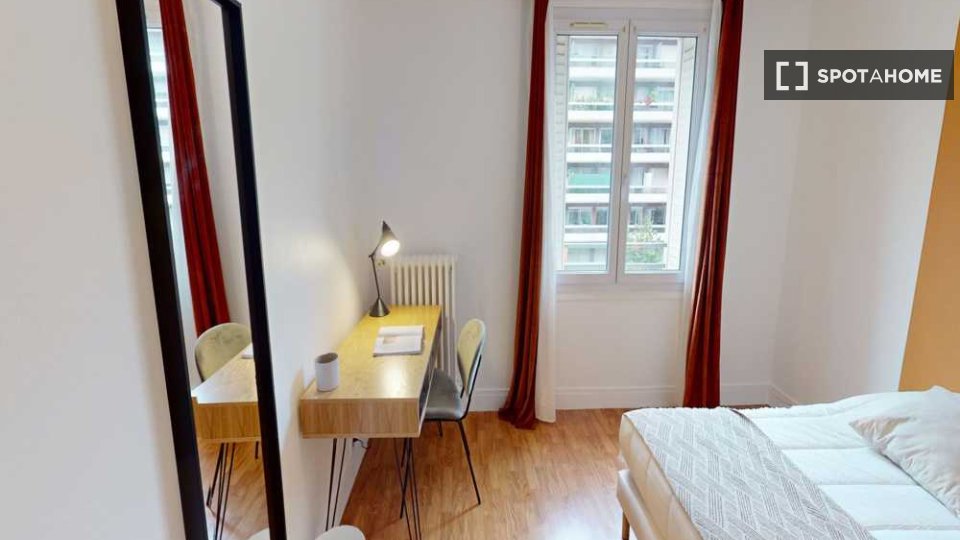 Double room Paris, 6 beds, 90m² — photo 18