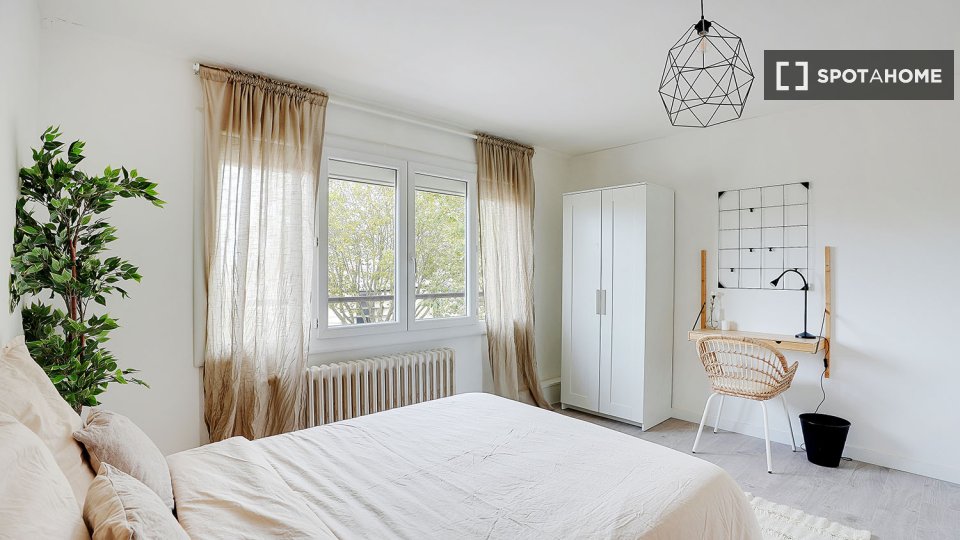 Double room Paris, 2 beds — photo 13