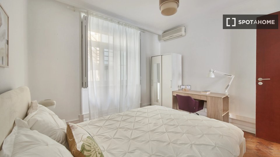 Double room Lisbon, 8 beds — photo 3
