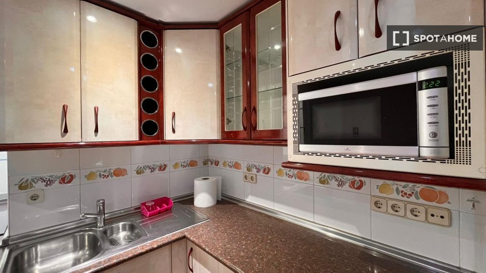 Double room Madrid, 4 beds — photo 15