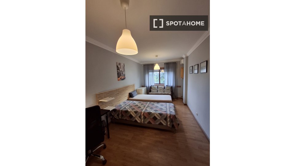Apartment Porto, 2 beds, 63m² — photo 11