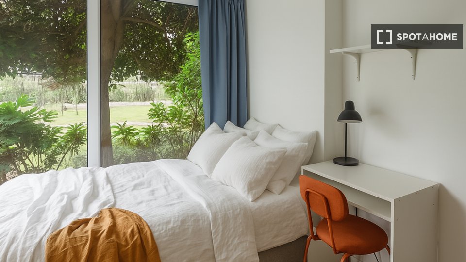 Double room Paris, 4 beds, 85m² — photo 27