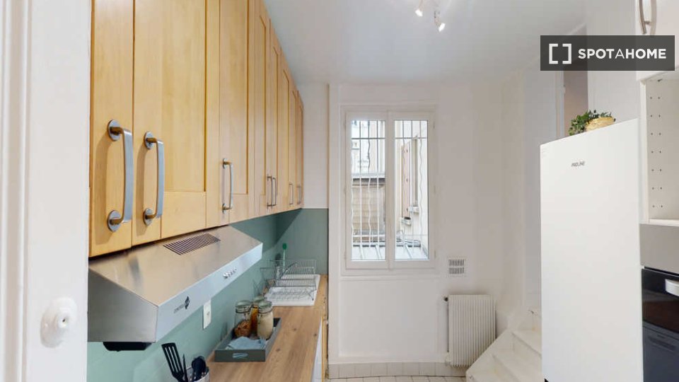 Double room Paris, 4 beds, 90m² — photo 4
