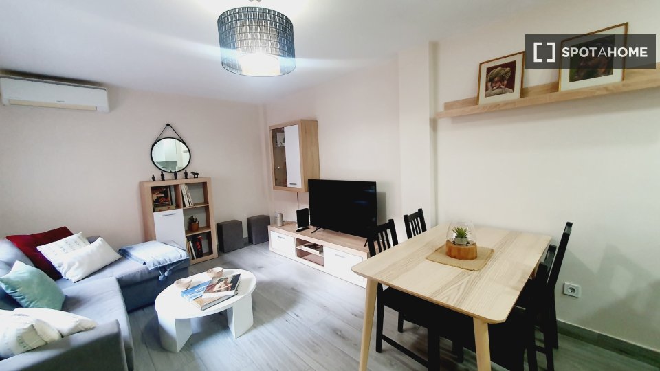 Apartment Madrid, 2 beds — photo 18