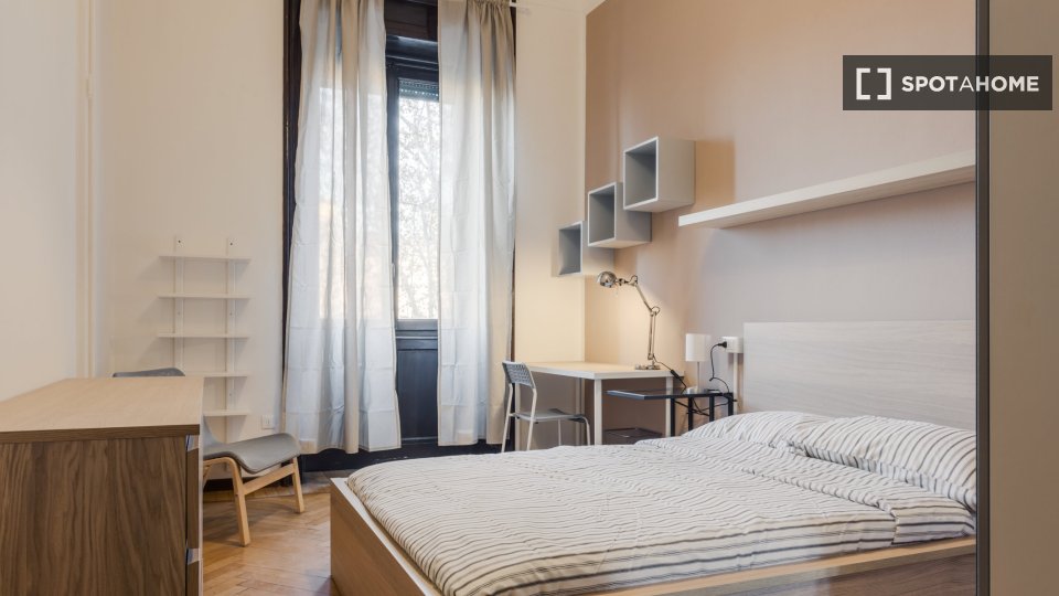 Double room Milan, 3 beds, 128m² — photo 12