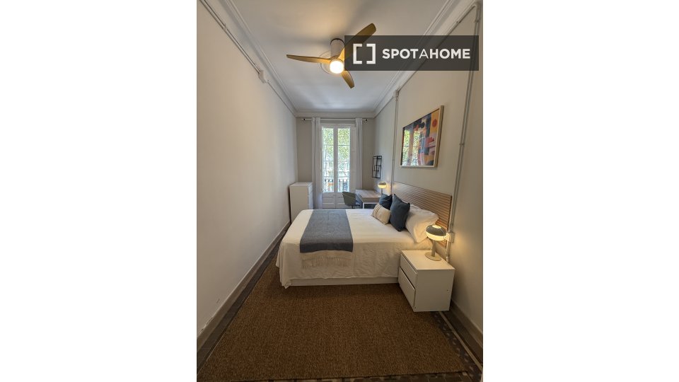 Double room Barcelona, 7 beds, 180m² — photo 17
