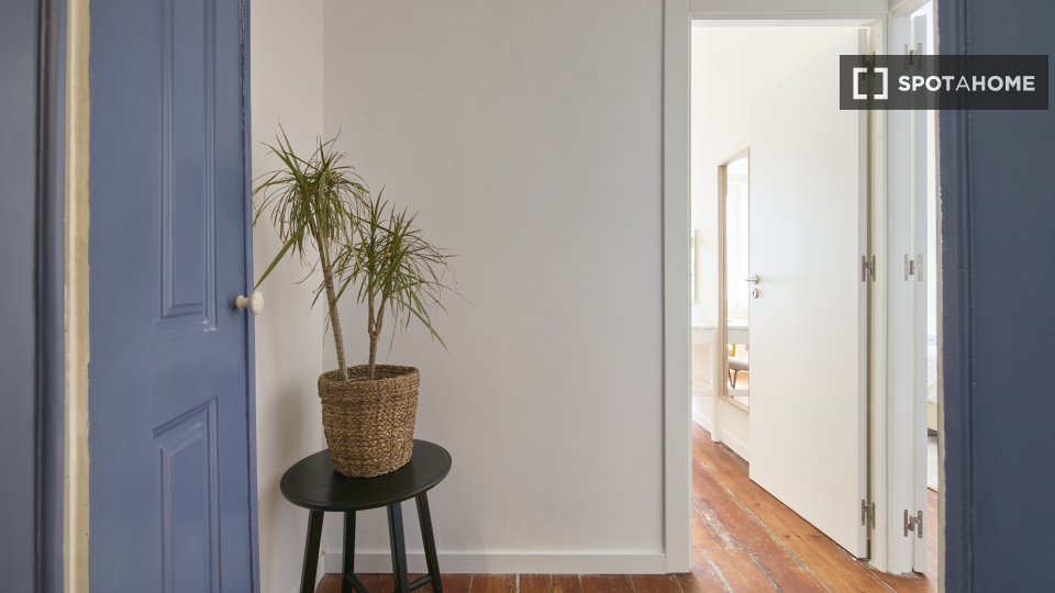 Apartment mono Lisbon — photo 15