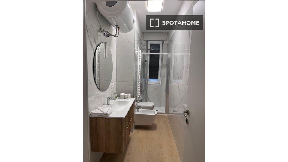 Apartment Milan, 1 bed — photo 2