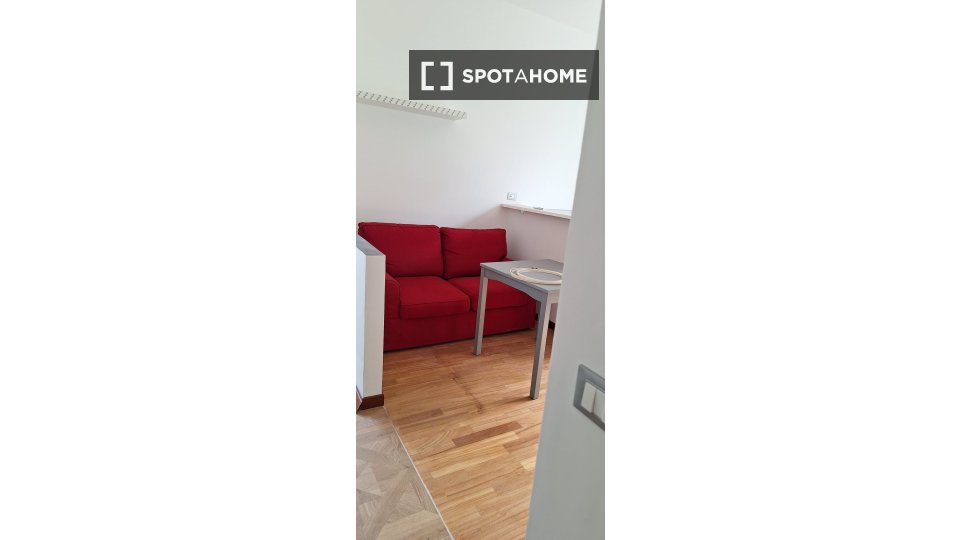 Apartment Rome, 1 bed — photo 18