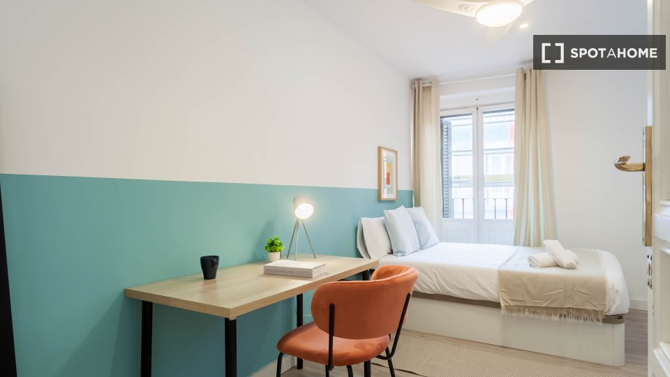 Camera doppia Madrid, 7 camere, 180m² — foto 34