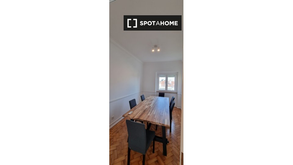 Apartment Lisbon, 2 beds, 100m² — photo 7