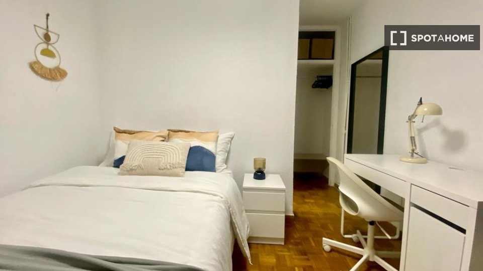 Double room Madrid, 6 beds — photo 6