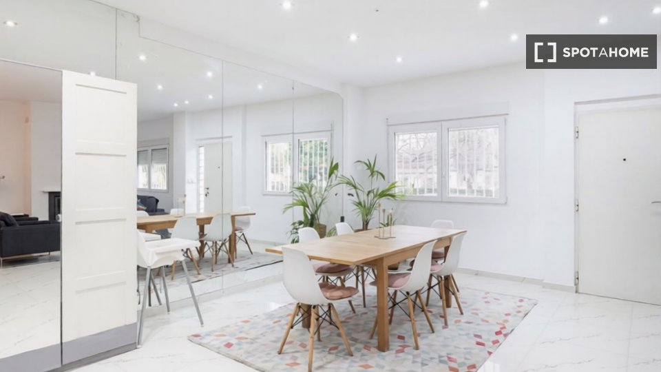 Apartment Valencia, 3 beds, 250m² — photo 13