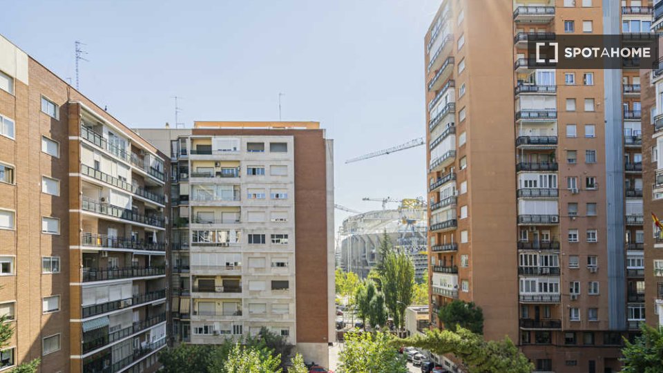 Double room Madrid, 6 beds — photo 88